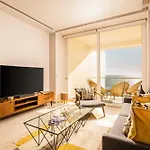 Harbor 13008A Artistic Beachfront Studio By Moikkarentals