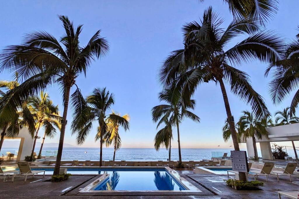 Harbor 13008a Artistic Beachfront By Moikkarentals Puerto Vallarta